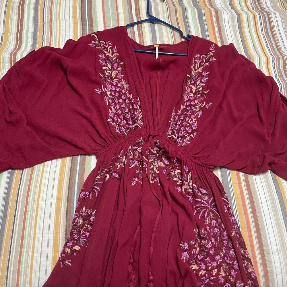Free People dress. Super cute for a night out or brunch. Only worn once